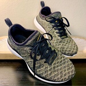 APL Tech Loom Phantom, Gray/Black/Metallic Gold, Size 5.5